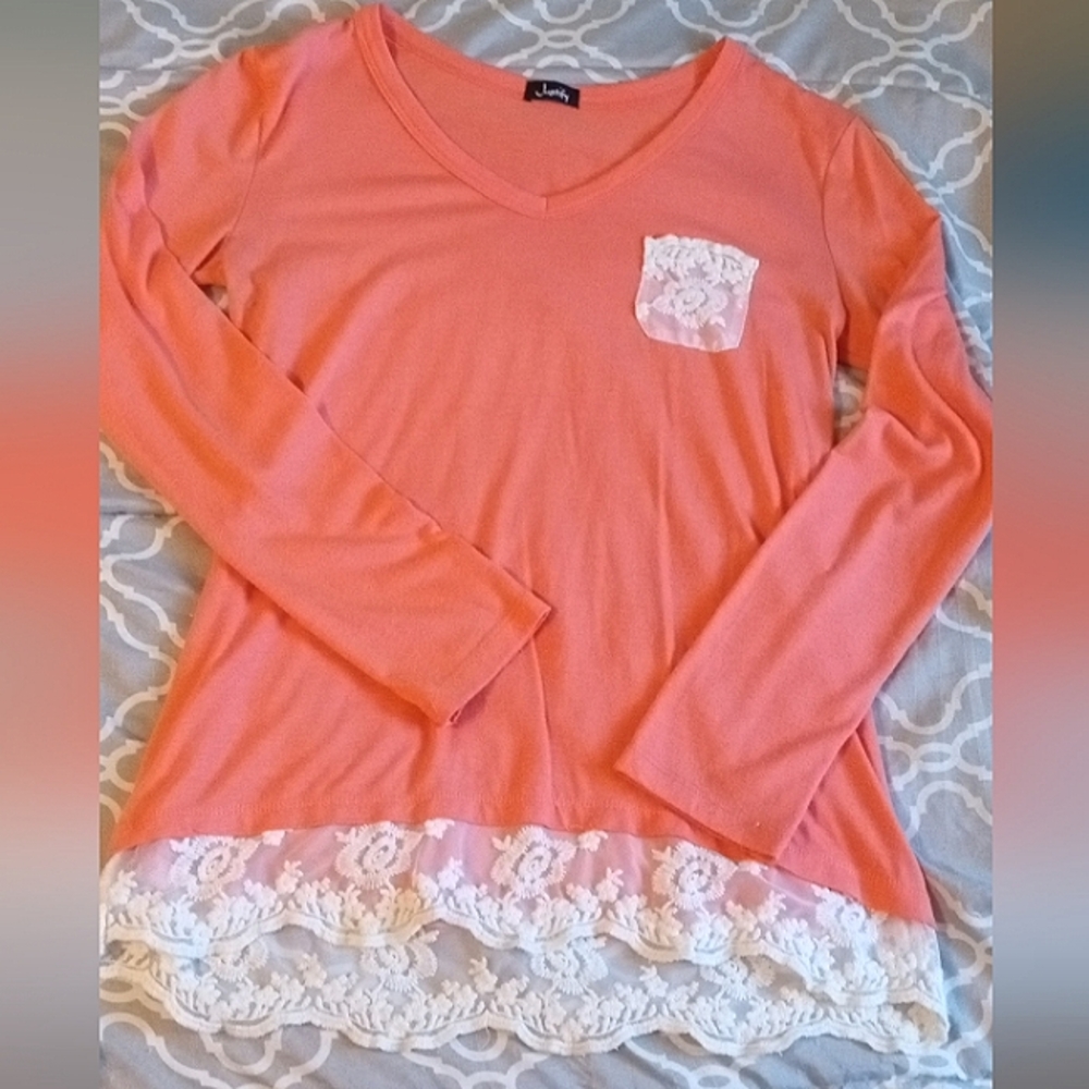 Long sleeve lace top